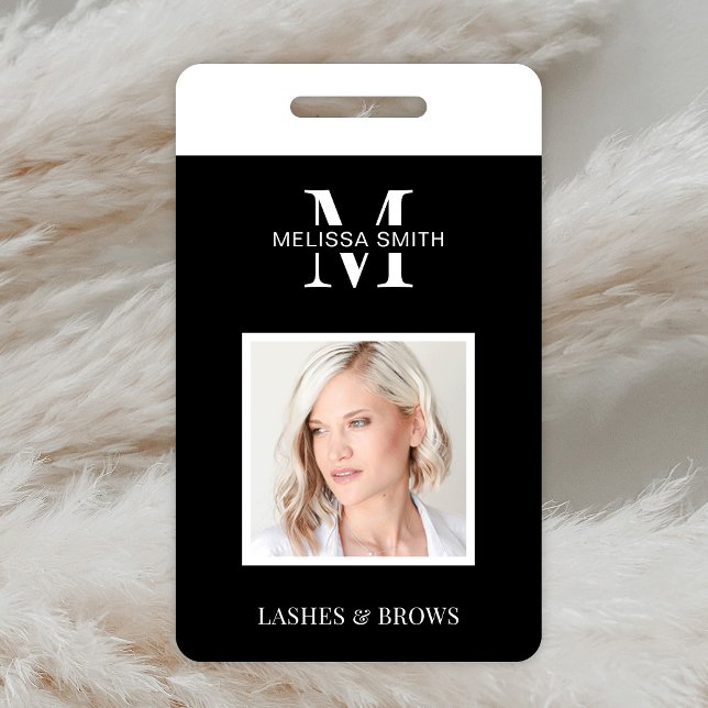 Badge Monogramme d'affaires minimaliste Photo Beauté Sal (Black and white Fully Editable Photo Name Badge with space for your logo or monogram)