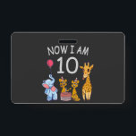 Badge Now I, 10 ans d'âge 10 Birthday<br><div class="desc">Joyeux anniversaire. Funny and lovely Kids Birthday design with a cute Elephant,  two ferrets and a girafe celebrating your birthday at the zoo.</div>