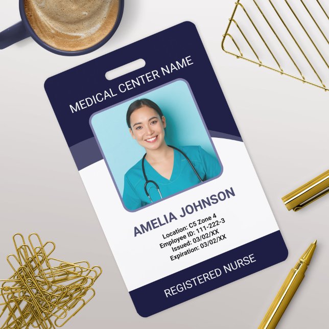 Badge Numéro photo de l'employé de l'hôpital personnalis (Créateur téléchargé)