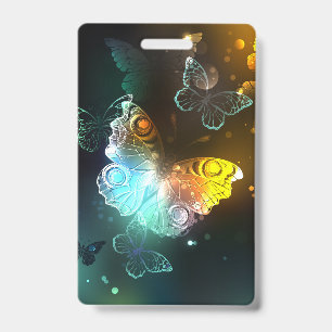Badge Papillon lumineux et papillons de nuit