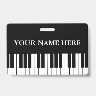 Badge personnalisé avec nom et touches de piano no