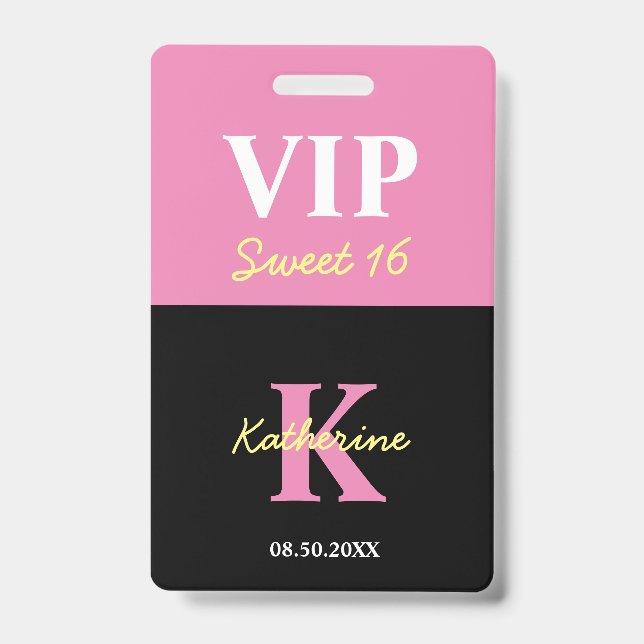 Badge Personnalisé Monogrammé Noir moderne Sweet 16 VIP (Avant)