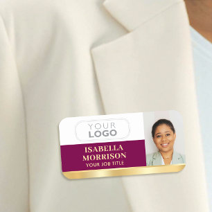 Badge personnalisé pour employé avec pin ou aimant