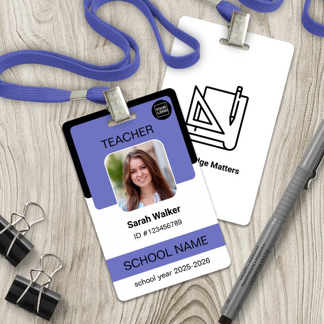 Badge photo d'identité de l'enseignant – Personnel (Teacher Photo ID Badge – School Staff - Purple)
