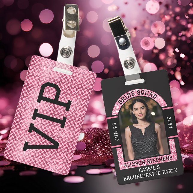 Badge Photo VIP Équipe de la Mariée Enterrement de (Custom photo VIP badge for bride squad bachelorette party favors)