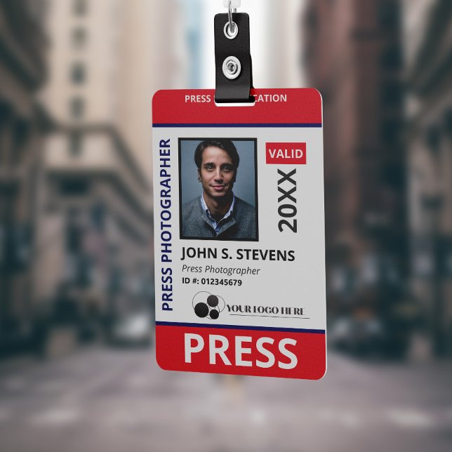 Badge Presse de photo et de logo rouge et bleu ID (Créateur téléchargé)