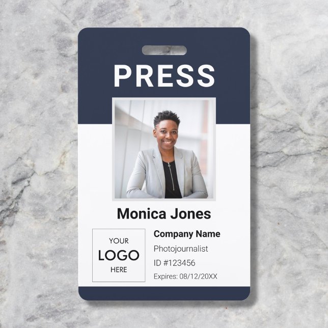 Badge professionnel QR Code photo de logo de press (Créateur téléchargé)