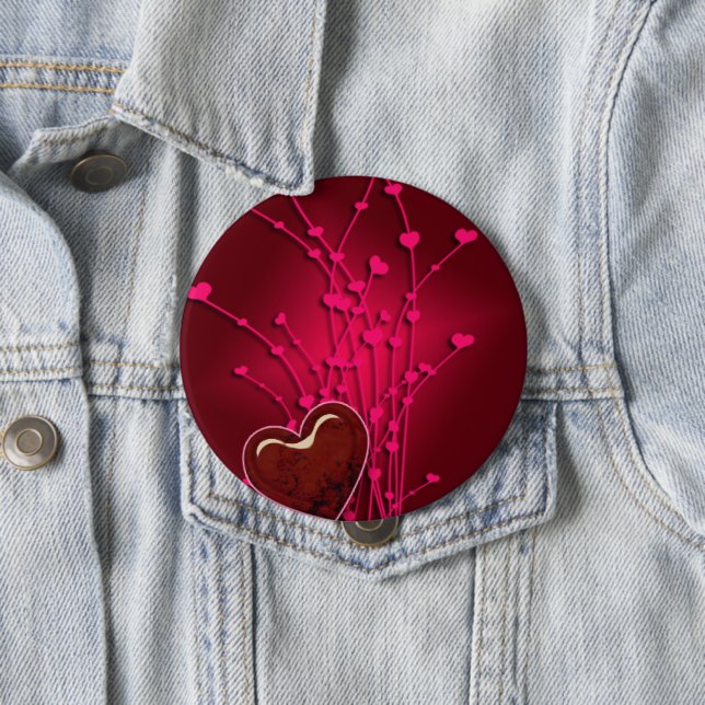 Badge Rond 10 Cm Bouton Coeurs et fleurs 4 pouces (En situation)