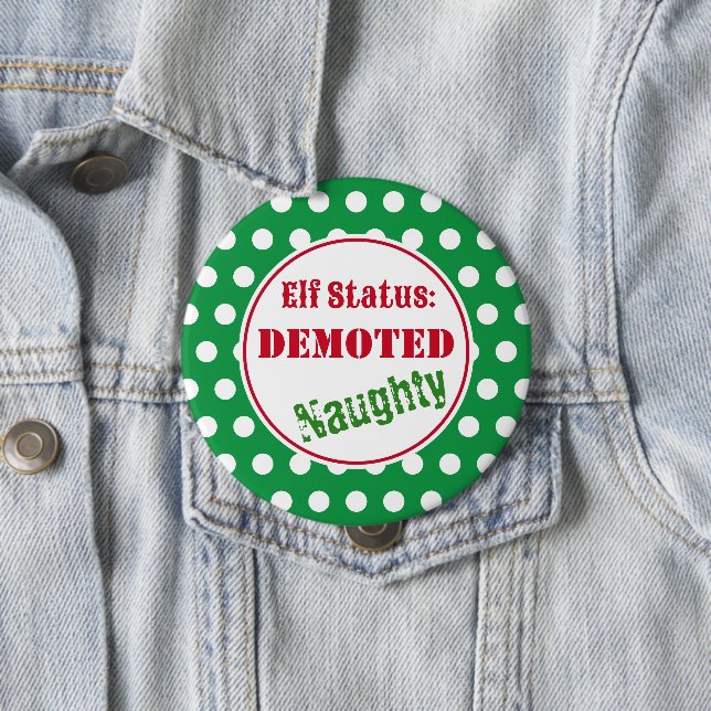 Badge Rond 10 Cm Bouton d'elfe de Noël vilain (En situation)