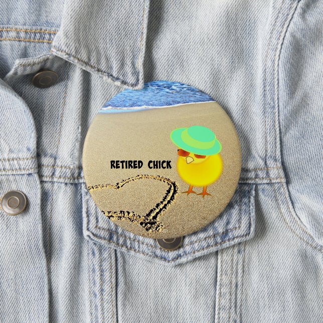 Badge Rond 10 Cm Chick retraité à la plage (En situation)