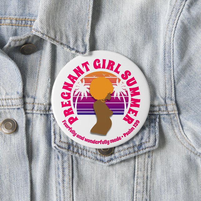Badge Rond 10 Cm FEMME ENCEINTE ÉTÉ Personnalisé Christian Maman à  (En situation)