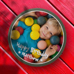 Badge Rond 10 Cm Joyeux Anniversaire Moderne Simple Photo<br><div class="desc">Ce design simple et moderne est composé de typographie serif et d'ajouter une photo personnalisée.</div>