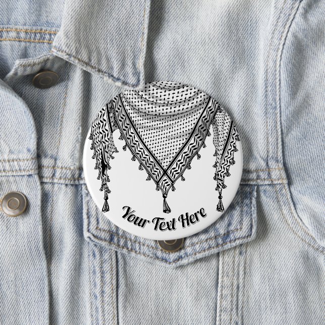 Badge Rond 10 Cm Keffiyeh Écharpe palestinienne tissu traditionnel (En situation)