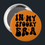 Badge Rond 10 Cm Rétro Halloween dans mon ère Éffrayante automne Vi<br><div class="desc">Rétro Halloween dans mon ère Éffrayante automne Vintage</div>