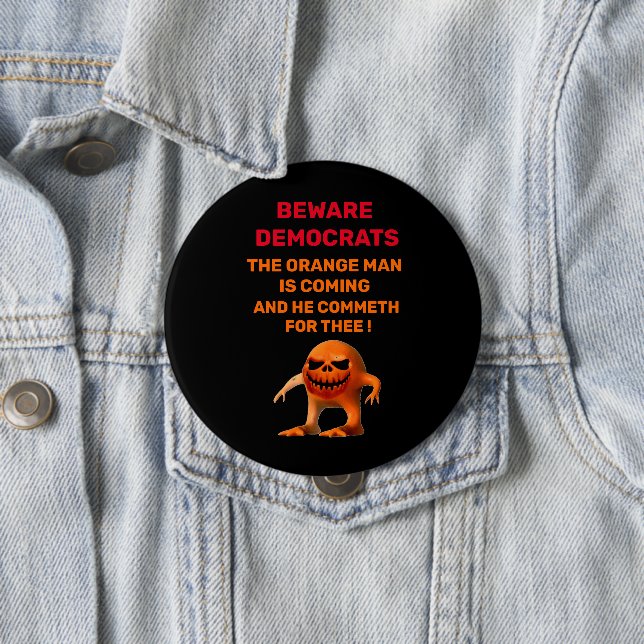 Badge Rond 10 Cm THE ORANGE MAN Button (En situation)