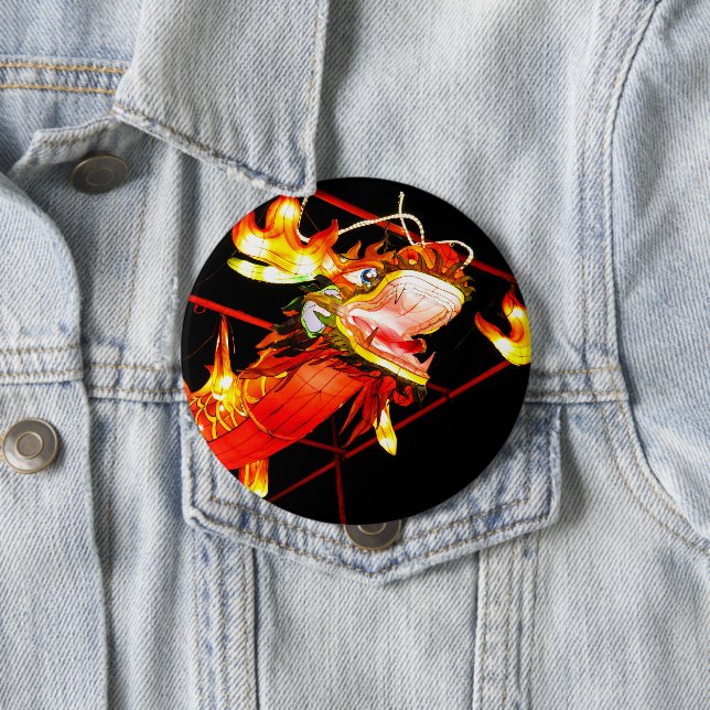 Badge Rond 10 Cm Zhulong dragon de feu  (En situation)