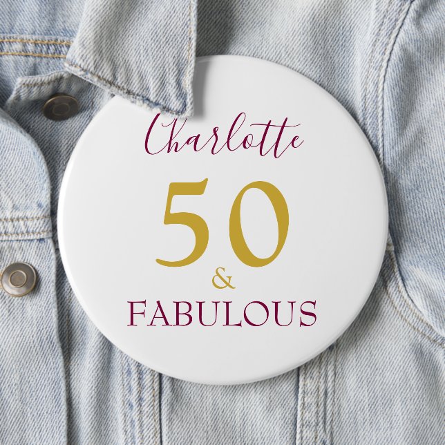 Badge Rond 15,2 Cm 50 et fabuleux Moderne 50e Anniversaire or violet (En situation)