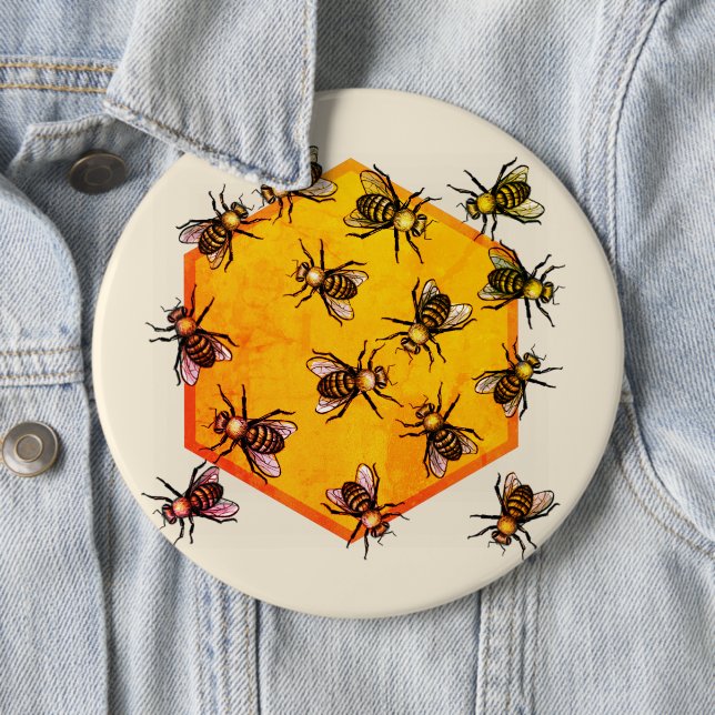 Badge Rond 15,2 Cm Abeilles de miel avec dessin d'hexagone jaune oran (En situation)