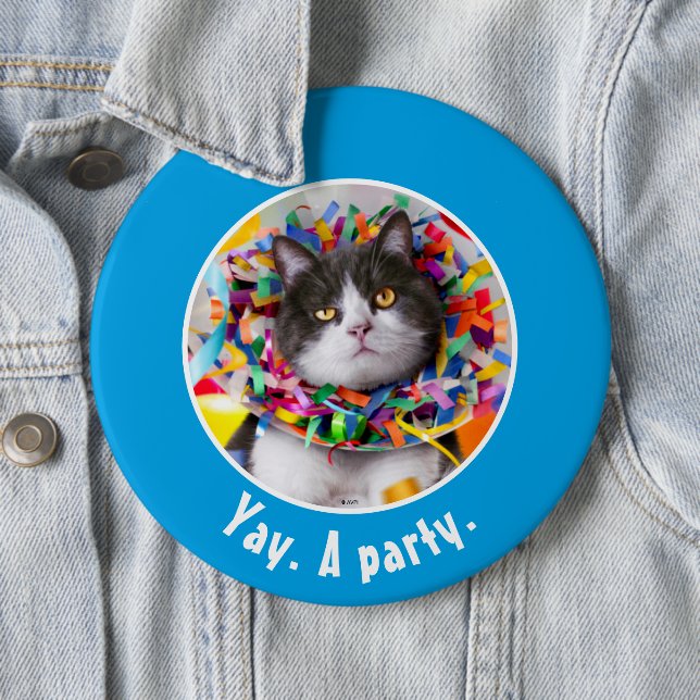 Badge Rond 15,2 Cm Cat dans le cône de partie (En situation)