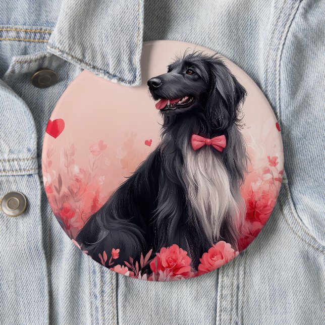 Badge Rond 15,2 Cm Hound afghan avec Roses - Saint Valentin (En situation)