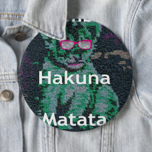 Badge Rond 15,2 Cm Lion vert avec lunettes roses "Hakuna Matata" Art