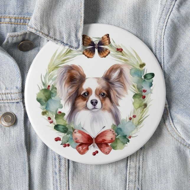 Badge Rond 15,2 Cm Papillon Christmas Wreath Festive Pup (En situation)