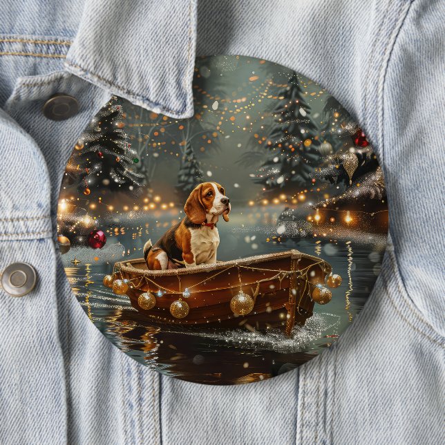 Badge Rond 15,2 Cm Voyage festif de Noël beagle (En situation)