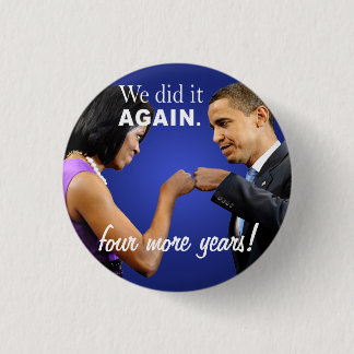 Badge Rond 2,50 Cm Barack et Michelle Obama victoire coup de poing