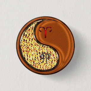 Badge Rond 2,50 Cm Bélier et lapin de bois.