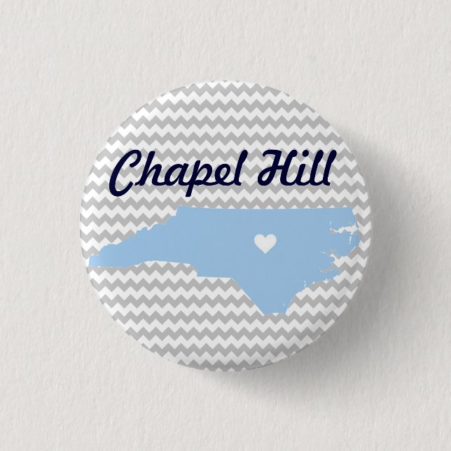 Badge Rond 2,50 Cm Bouton de Chapel Hill (Devant)