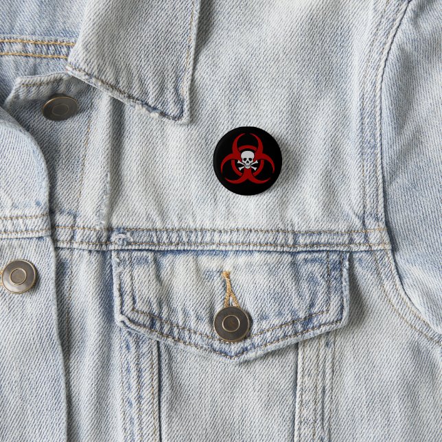 Badge Rond 2,50 Cm Bouton rouge du crâne bidimensionnel (En situation)
