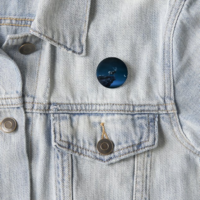 Badge Rond 2,50 Cm cerf au clair de lune (En situation)