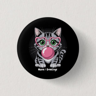 Badge Rond 2,50 Cm Chaton mignon mangeant du chewing-gum et faisant u