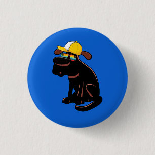 Badge Rond 2,50 Cm Chien portant des lunettes de soleil et un casquet