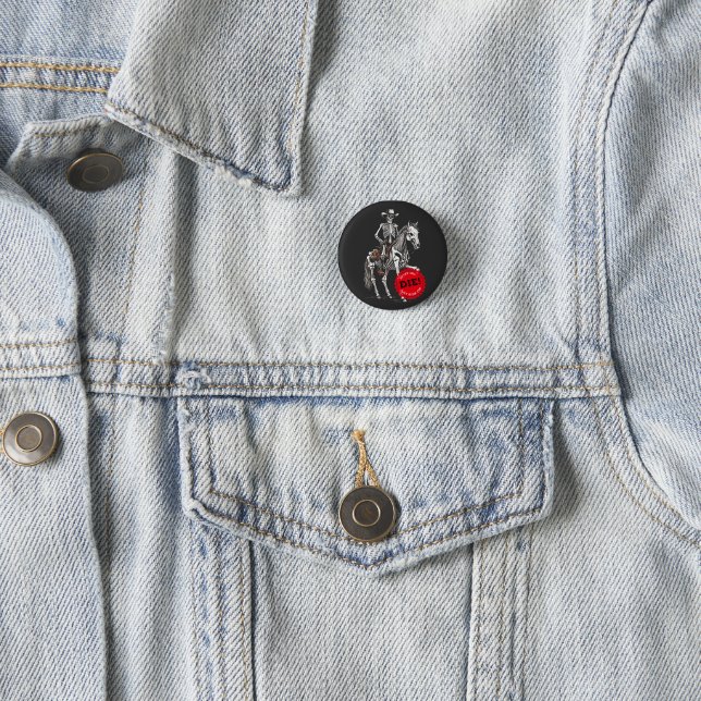 Badge Rond 2,50 Cm Cowboy squelette à cheval effrayant (En situation)