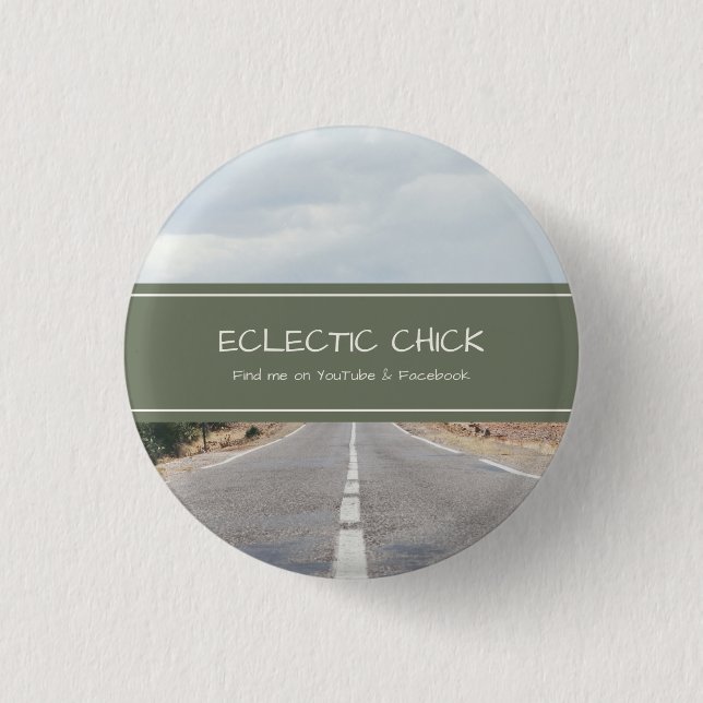 Badge Rond 2,50 Cm Eclectique Chick YouTube & Facebook (Devant)