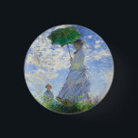Badge Rond 2,50 Cm Femme avec Parasol, Madame Monet et Son Fils<br><div class="desc">Femme au parasol,  Madame Monet et son fils par Claude Monet Vintage Fine Art</div>