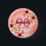 Badge Rond 2,50 Cm Fête 90e anniversaire corail or dahlia fleurs<br><div class="desc">Un bouton tendance pour une fête du 90e anniversaire. Avec un faux cadre hexagone en or géométrique. Décoré de fleurs de dahlia aquarellées en rose, crème et corail. Vivre corail avec des pois comme arrière - plan. Modèles pour un nom, âge 90 et une date. Date de naissance ou date...</div>