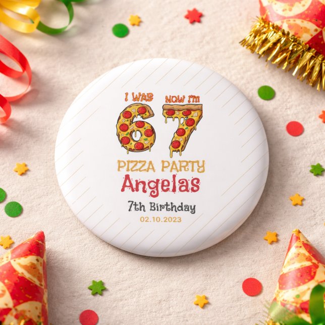 Badge Rond 2,50 Cm Fête d'anniversaire moderne de Slice Slice Boy Six (Modern Slice Slice Boy Six Seven Birthday Party Button)
