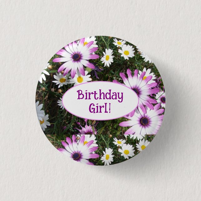 Badge Rond 2,50 Cm Fille d'anniversaire de marguerite violette et bla (Devant)
