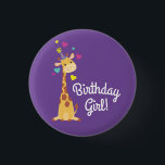 Badge Rond 2,50 Cm Girafe Kid Party Cute Birthday Girafe<br><div class="desc">Cette adorable girafe d'anniversaire est là pour l'anniversaire de votre enfant ! Fonctionne très bien pour une fête de premier anniversaire pour enfants mignons, une fête de zoo, ou juste un enfant qui aime les girafes à tout âge! L'adorable bébé animal porte un petit casquette de fête pour aider à...</div>