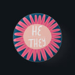 Badge Rond 2,50 Cm HE / ILS Pronononouns Fierté Fleur Poignée<br><div class="desc">Décorez votre tenue avec ce bouton d'art cool. Ça fait un grand cadeau ! Vous pouvez le customiser et ajouter du texte. Consultez ma boutique pour plus de couleurs et de motifs ! Faites-moi savoir si vous aimeriez quelque chose de personnalisé aussi.</div>