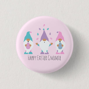 Badge Rond 2,50 Cm Joyeuse Gnomie de Pâques Jonglant des oeufs de Pâq