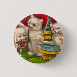 Badge Rond 2,50 Cm Les chatons boivent et mangent du poisson sardine