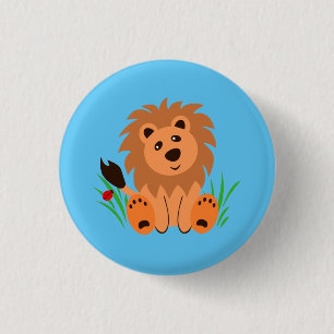 Badge Rond 2,50 Cm Lion mignon dans l'herbe avec coccinelle