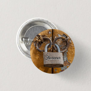 Badge Rond 2,50 Cm Love Lock on Worn Antique Door