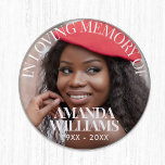 Badge Rond 2,50 Cm Mémorial photo personnalisé<br><div class="desc">Bouton Photo Memorial personnalisé,  un design simple,  chic et moderne avec police serif sophistiquée,  nom personnalisé,  date et photos,  pour un look élégant et sophistiqué. Pas de commande minimum.</div>