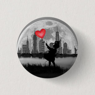 Badge Rond 2,50 Cm NEW YORK Pleine lune fille avec bouton de ballon c