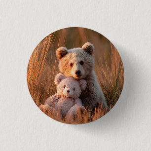 Badge Rond 2,50 Cm Ourson Mignon Faisant un Câlin à un Ours en Peluch