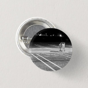 Badge Rond 2,50 Cm Panier d'Achat Vide dans le Parking Photo Épinglet